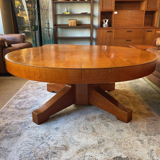 Round Oak Expanding Coffee Table C COFFEE TABLES
