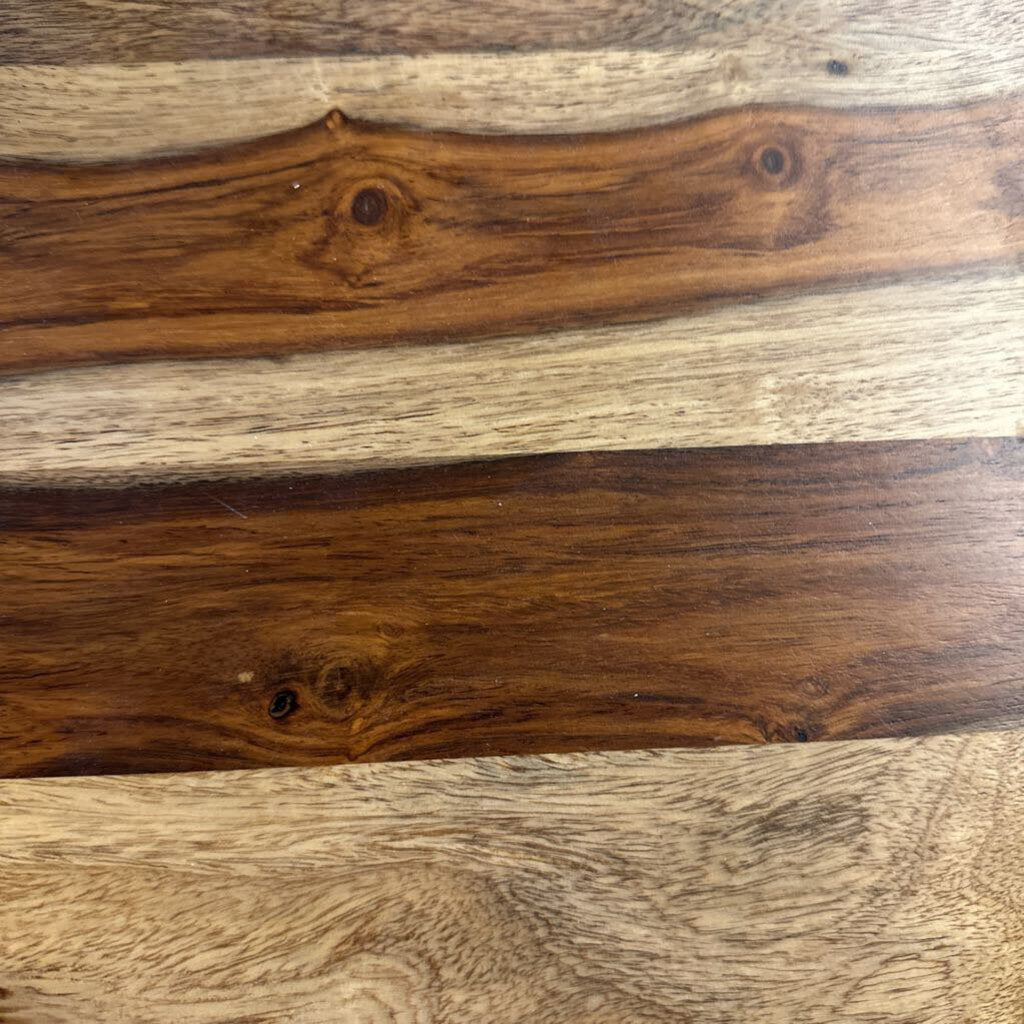 Close-up of a wooden surface with a striped pattern