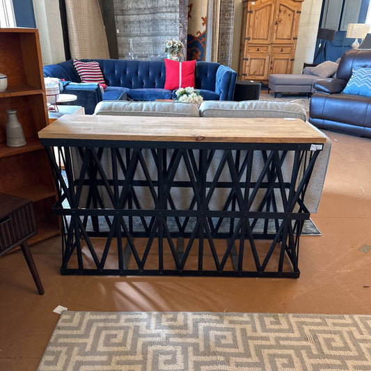 Sideboards and Cabinets C CONSOLE TABLES