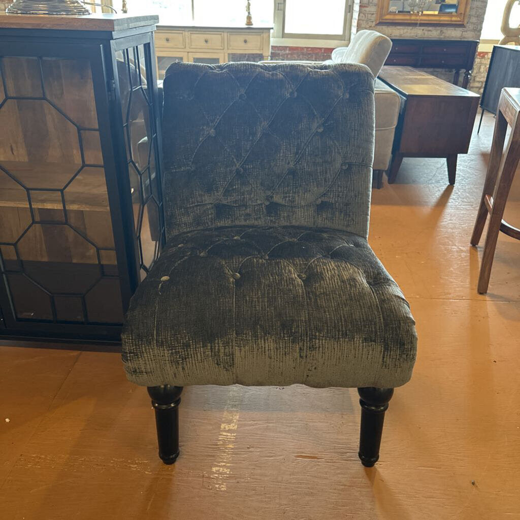 Accent Chairs
