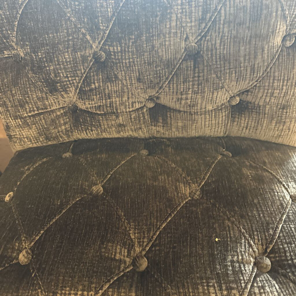 Accent Chairs