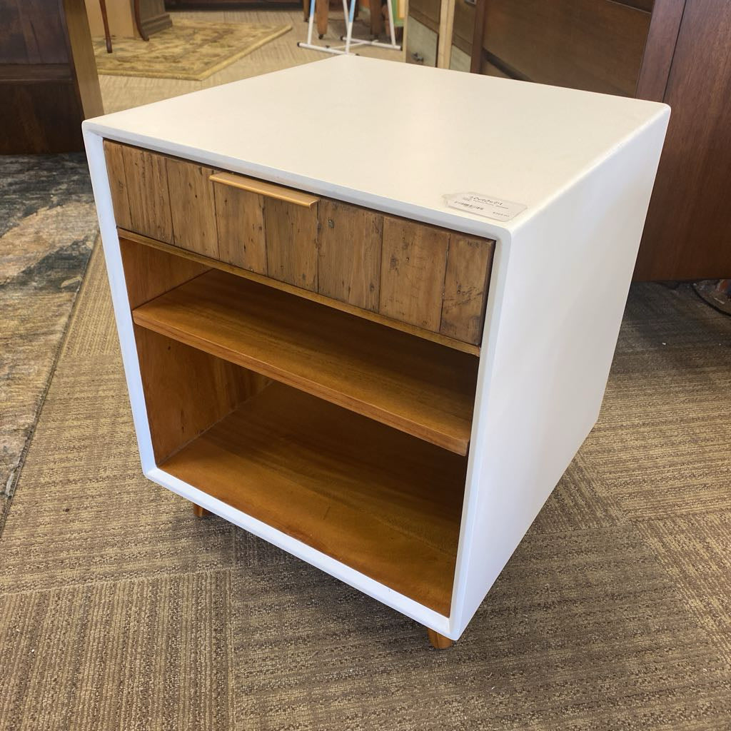 White Pattern Front Bedside Table C NIGHTSTANDS