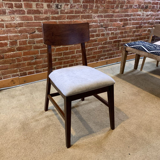 Hojen Side Chair C DINING CHAIRS