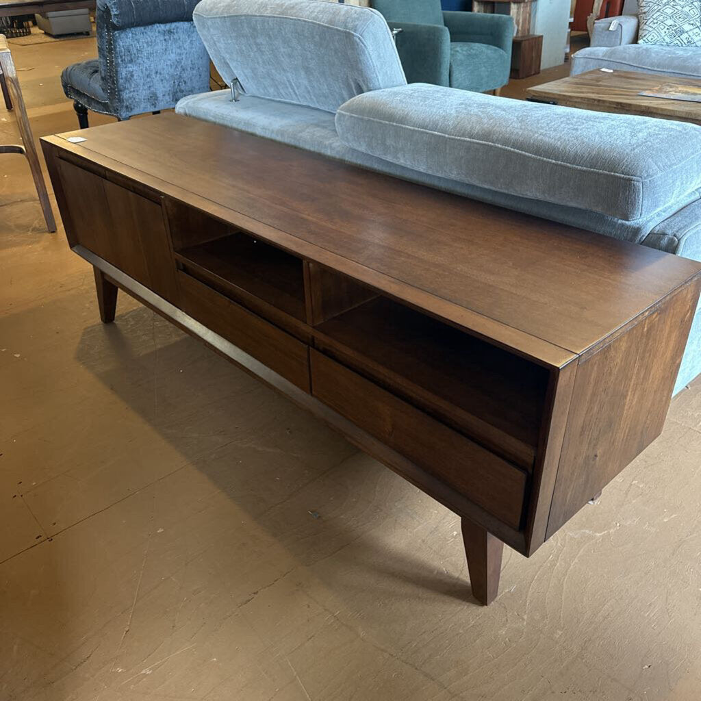 Burdell Medium Media Stand