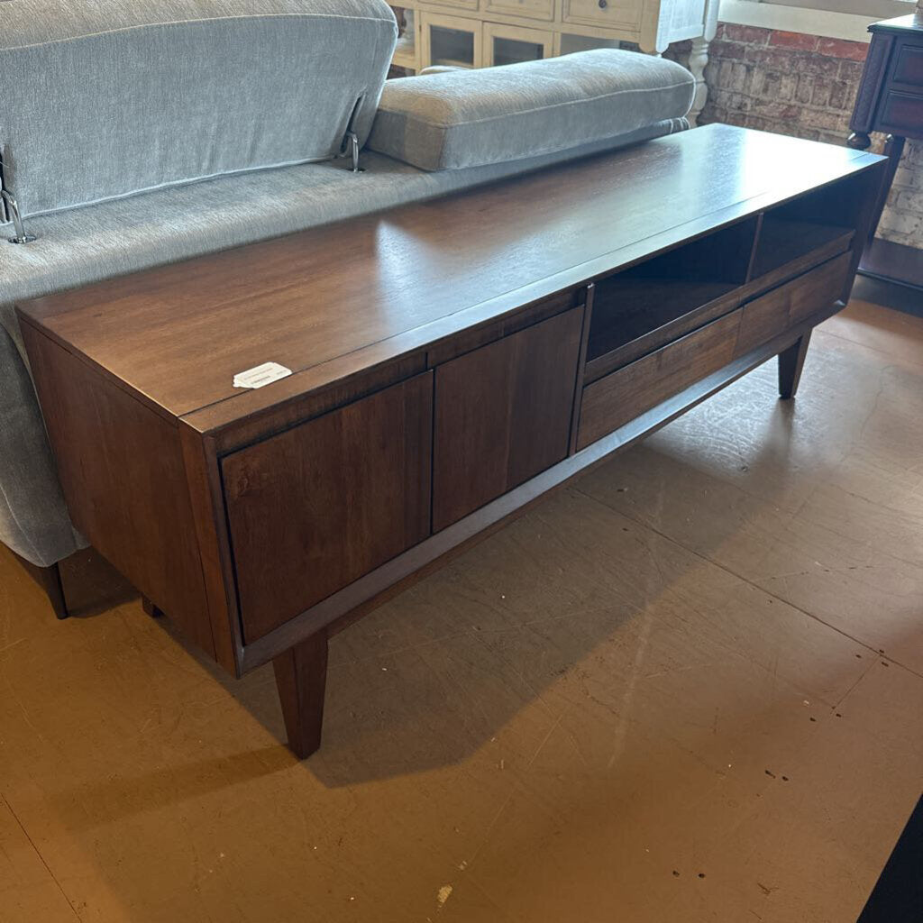 Burdell Medium Media Stand