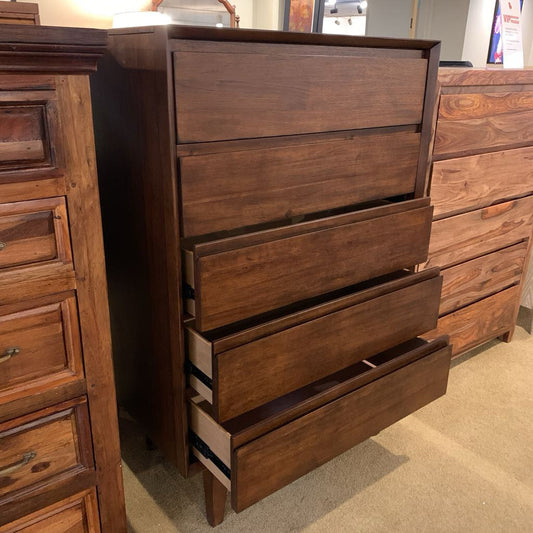 Burdell Chest