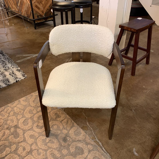 Molinos Dining Chair C DINING CHAIRS