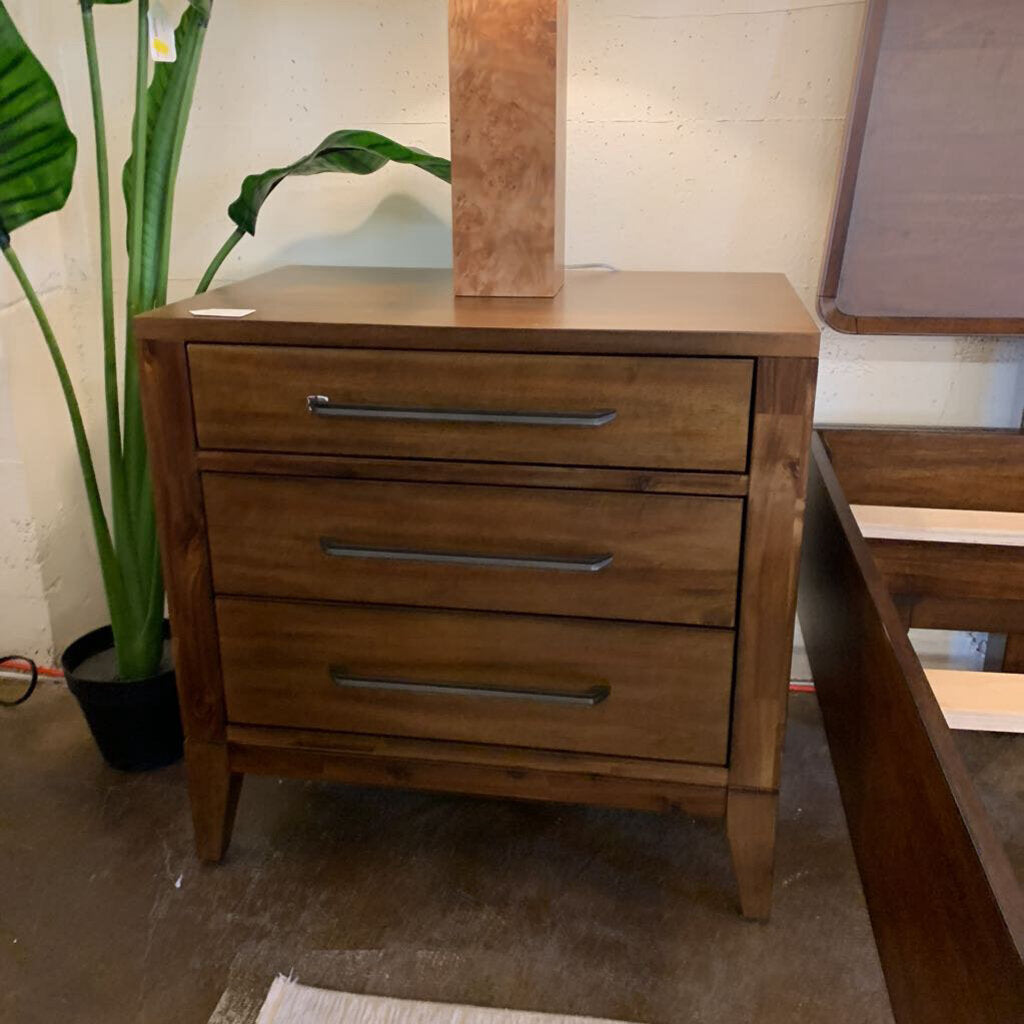 Corona Night Stand