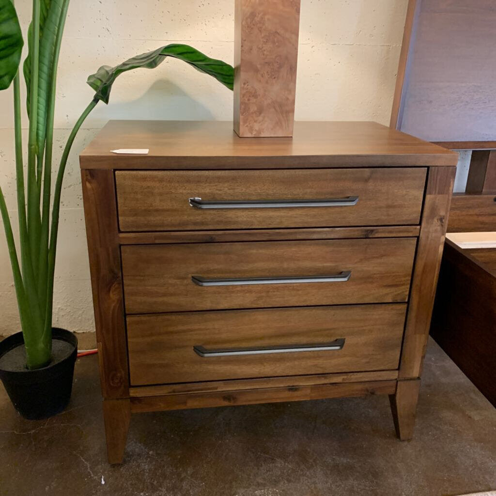 Corona Night Stand