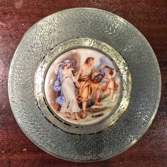 Vint. Round Music Box