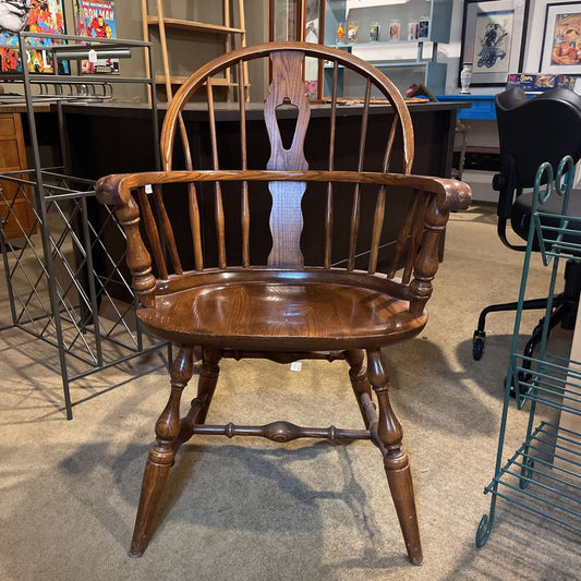 Nichols & Stones Oak Round Back Spun Leg Chair