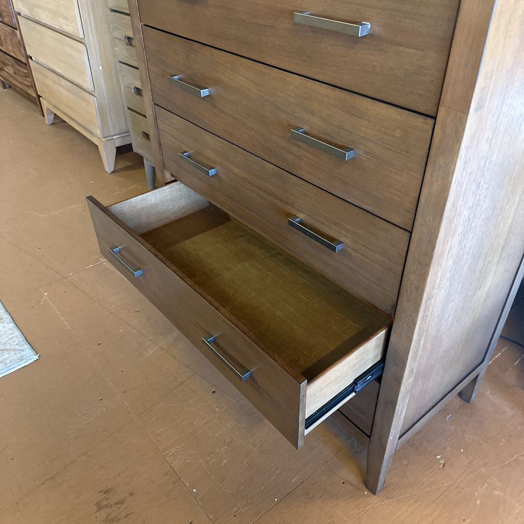 Niko Chest C HIGHBOYS