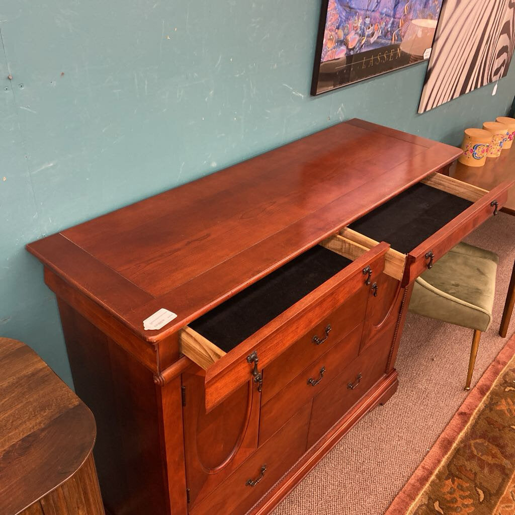 Traditional Wood Dresser Cabinet