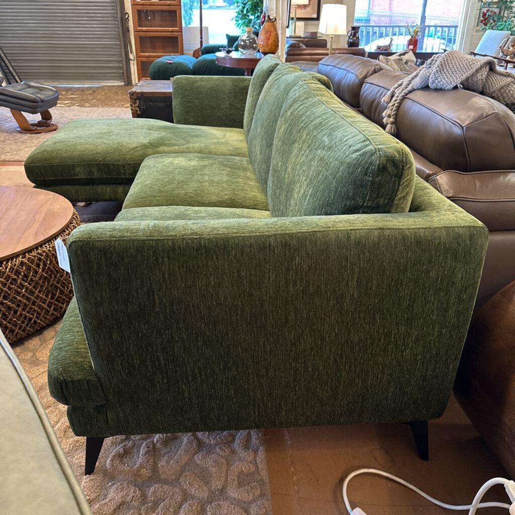 Spinach LAF Sectional