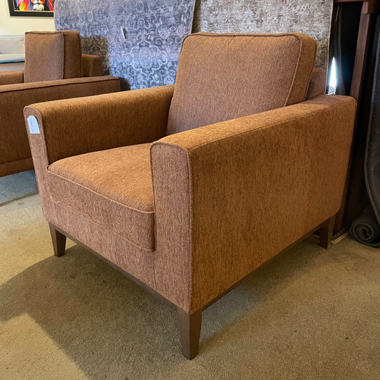 Clay Chair U ACCENT CHAIRS
