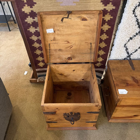 Pine Cube Storage Chest