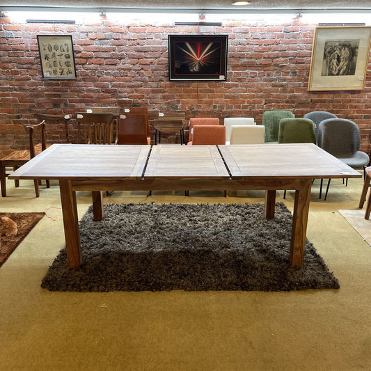 Natural Metro Extendable Dining Table
