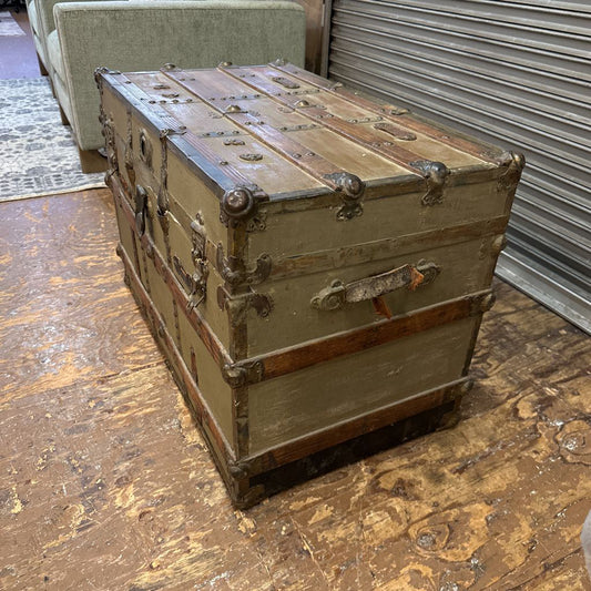 Antique Fenderson Steamer Trunk C TRUNKS
