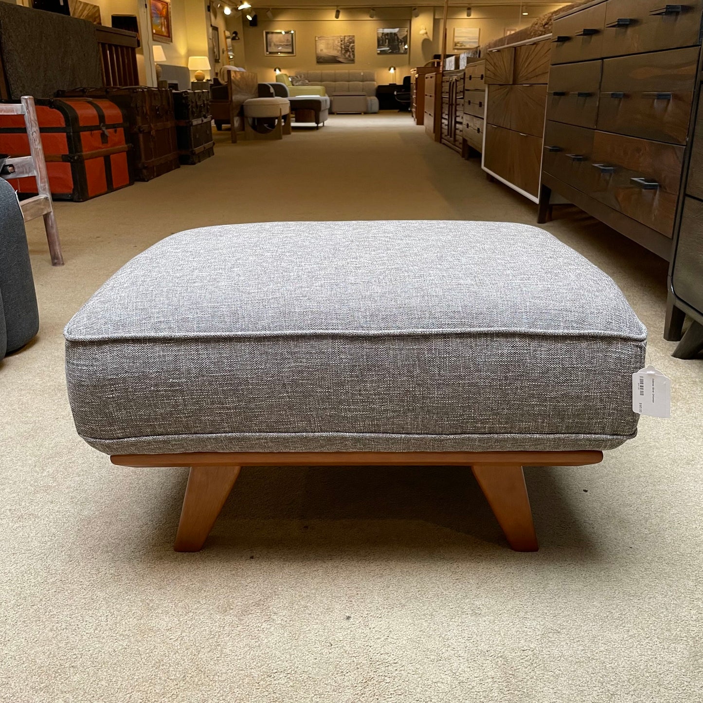 Odense Silver Ottoman
