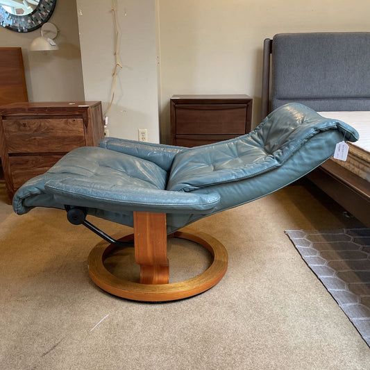 Ekornes Stressless Teal Leather Recliner Chair U ACCENT CHAIRS