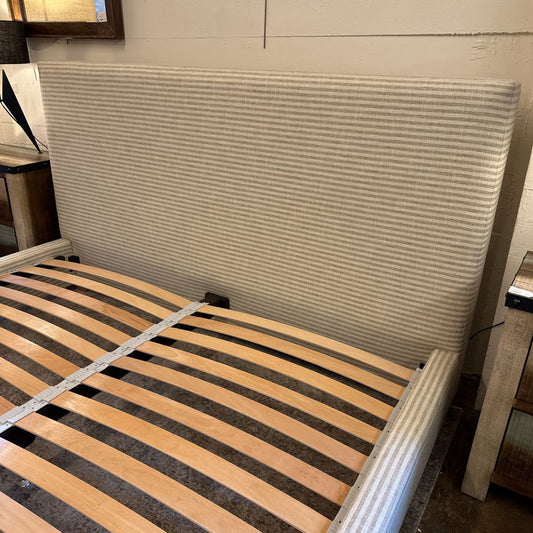 Catalina Bed (King, Tall (48"))