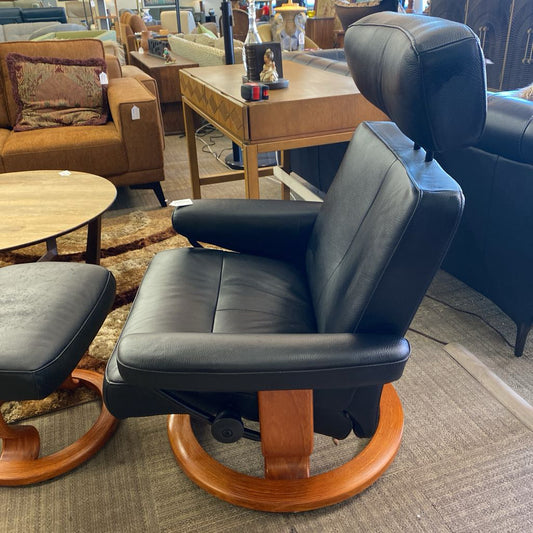 EKORNESS STRESSLESS Black Leather Lounge Chair & Ottoman