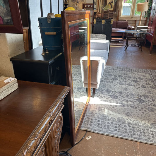 Wood Frame Traditional Mirror C MIRRORS
