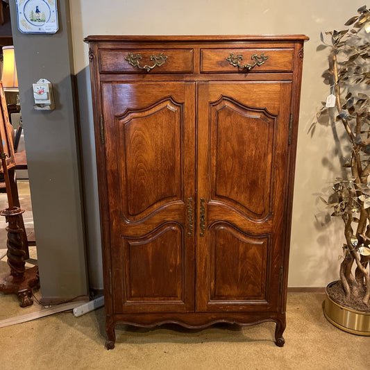 French Louise XV Style Oak Gentleman's Dresser C HIGHBOYS