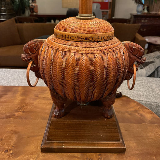 Woven Animal Table Lamp LAMPS