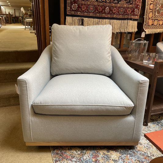 Puelo Dove Grey Swivel Chair U ACCENT CHAIRS
