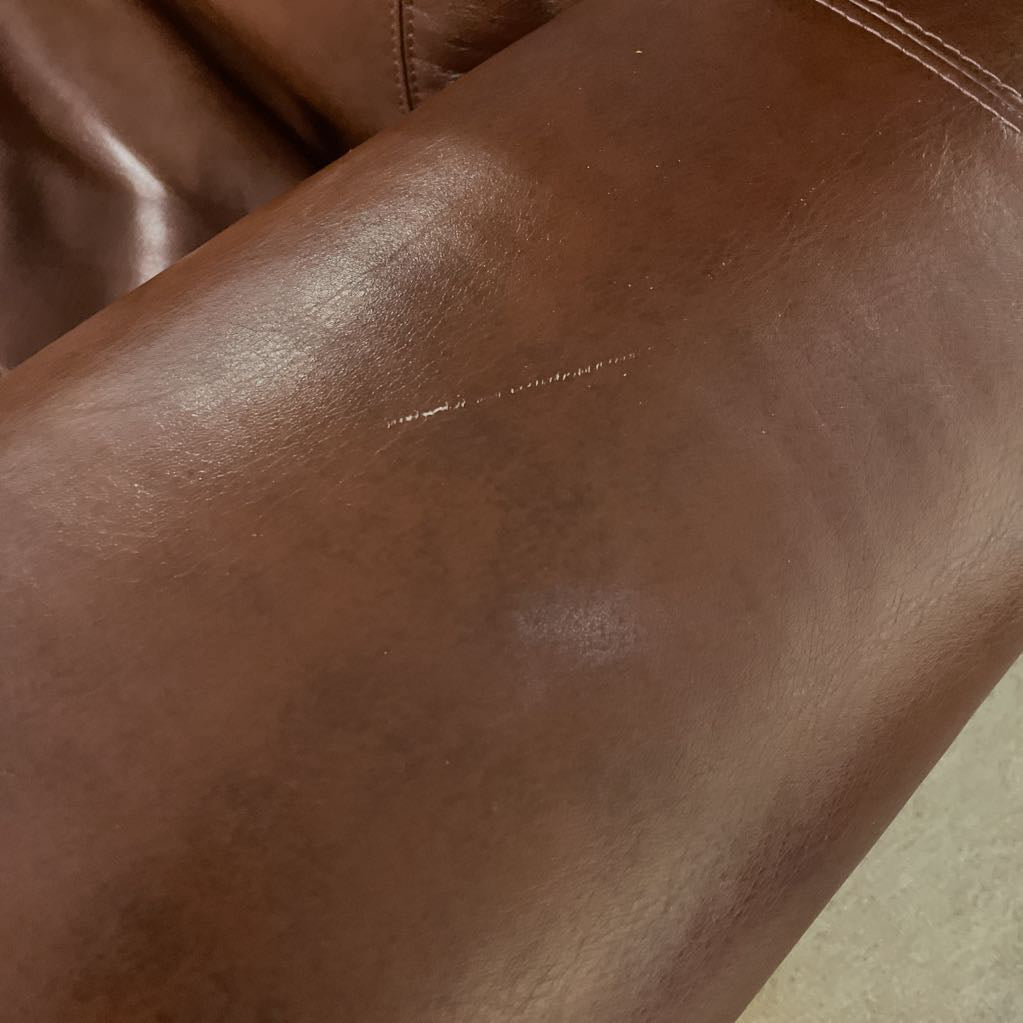 Rolled Arm 2 Seat Loveseat w/ Decorative Tacks