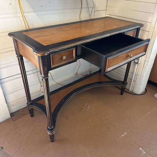 1 Drawer Entry Table