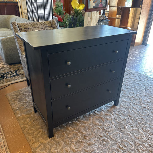 Black 3 Drawer Lowboy C LOWBOYS