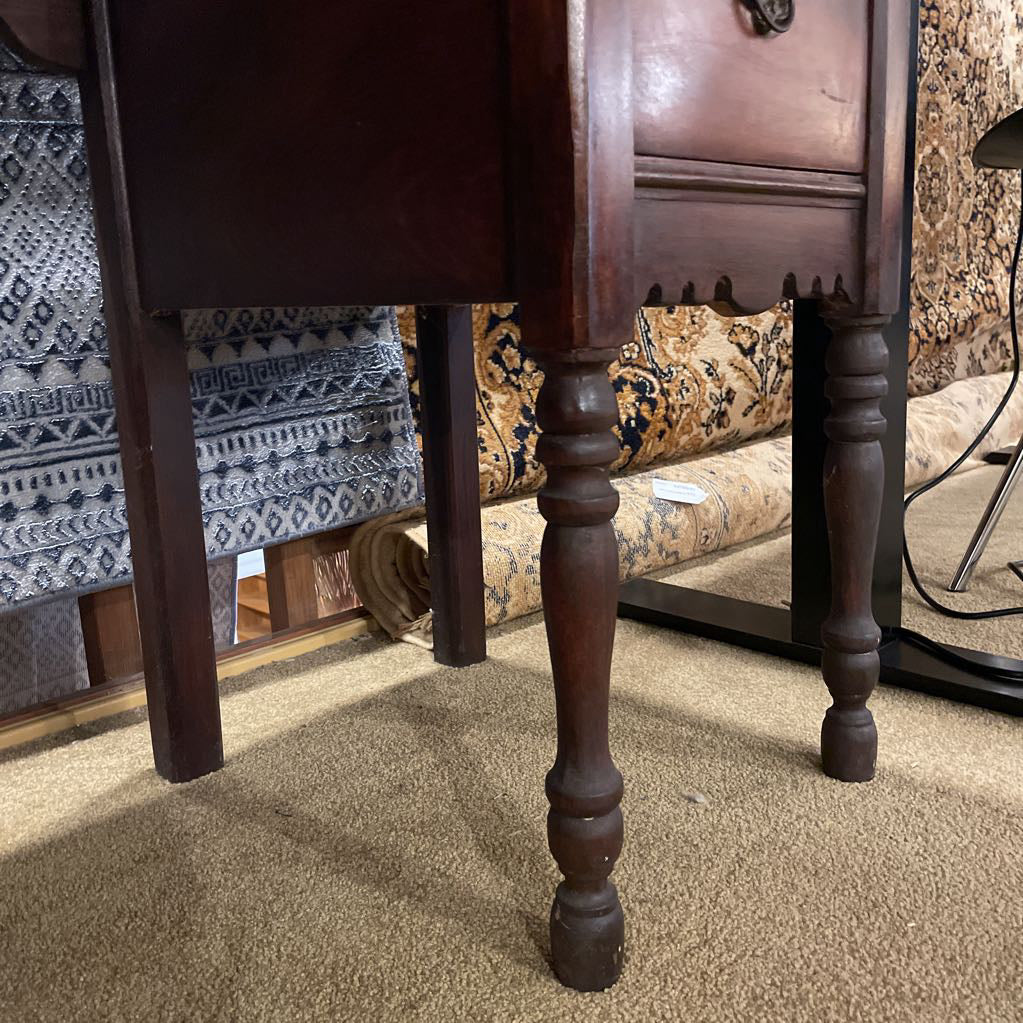 Early 20th Century Mahogany Vanity C VANITIES