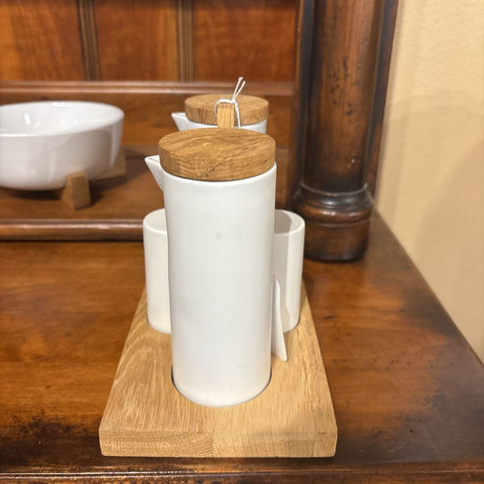Salt & Pepper Shaker Set w/2 Sauce Holders SMALLS