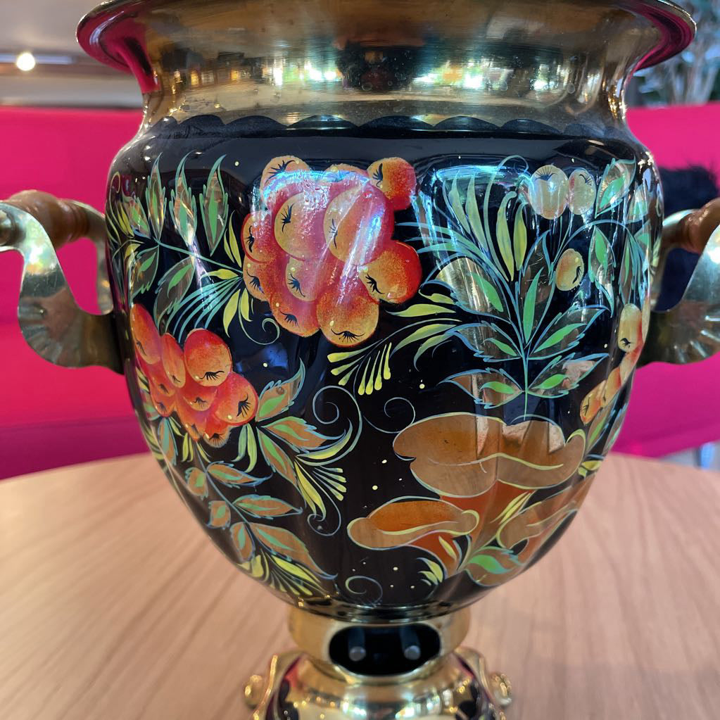 Red Berries and Gold & Green Leaves Samovar