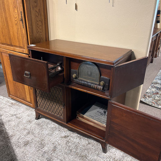 Vintage Radio & Record Player Cabinet C CABINETS