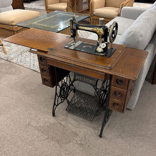 Vintage Singer Sewing Machine