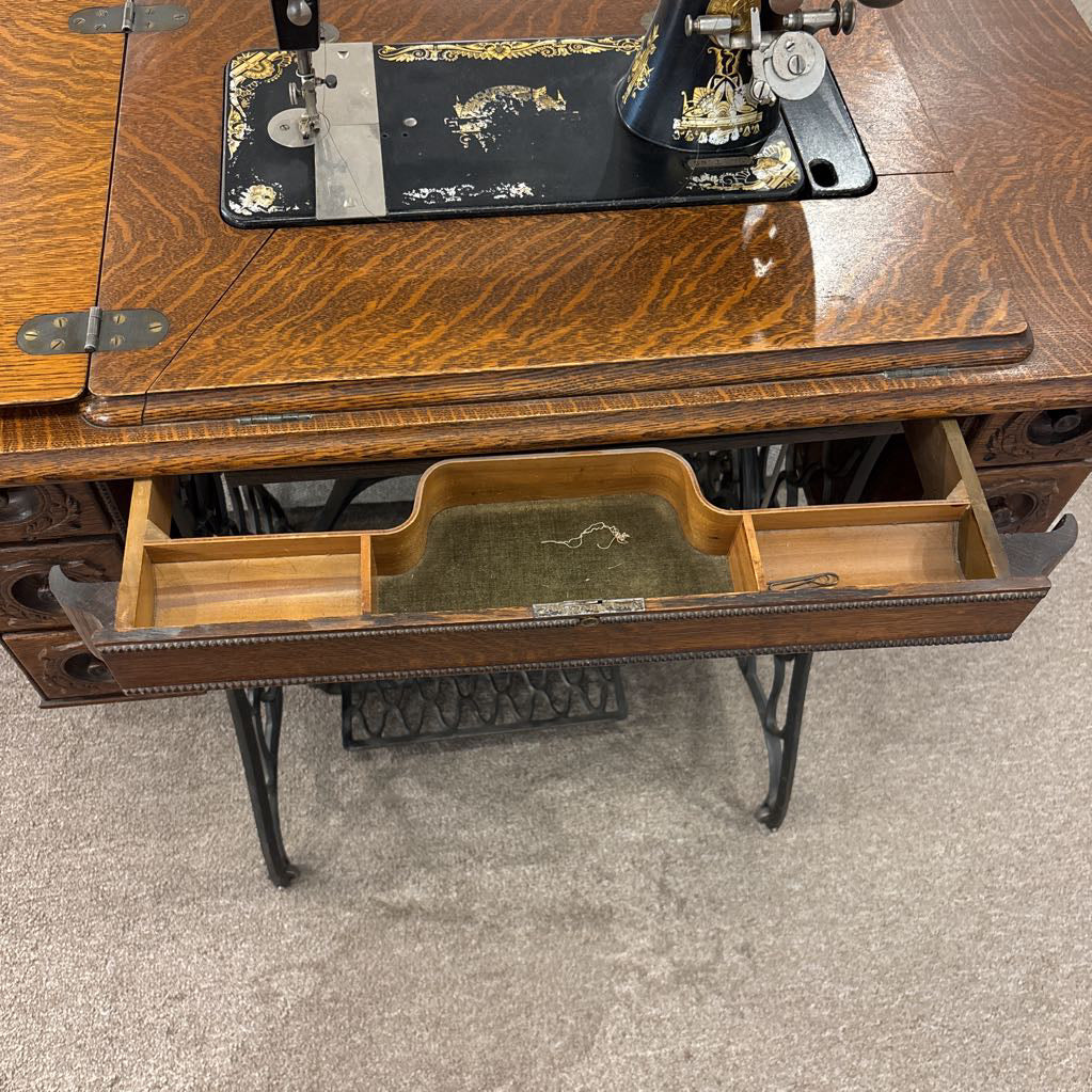 Vintage Singer Sewing Machine
