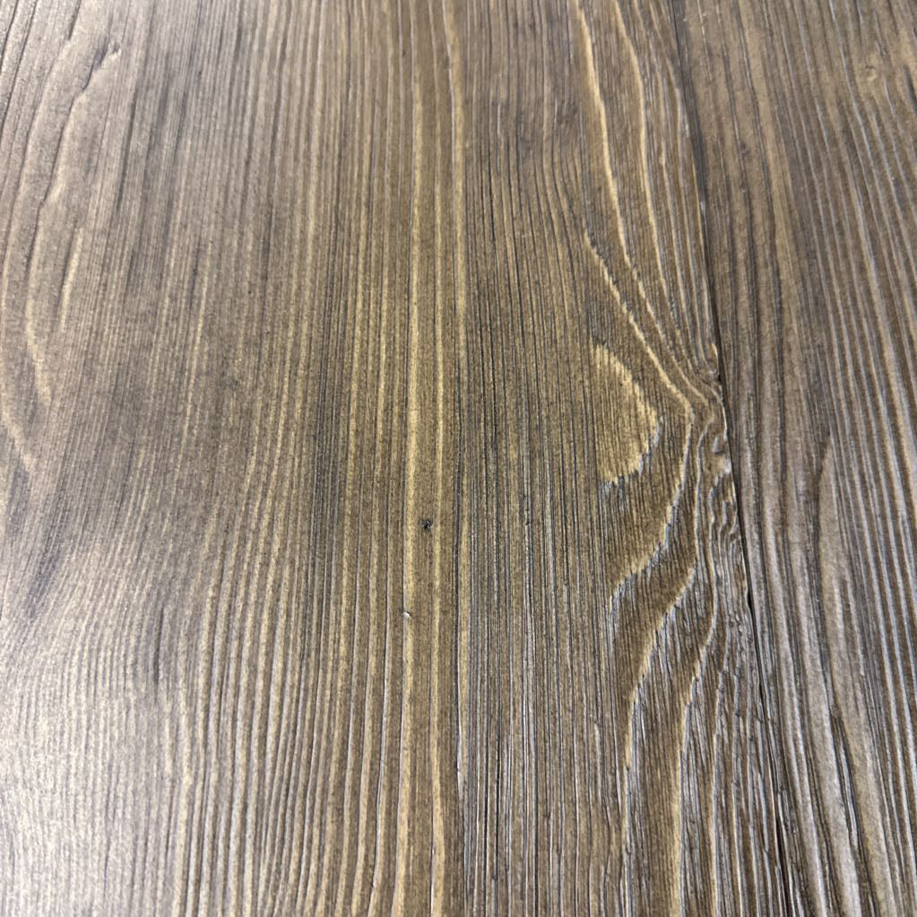 Rustic Style Round Dining Table W/Leaf And 2 Chairs