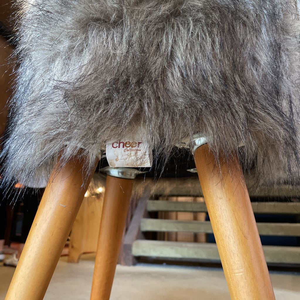 Very Fuzzy Seat Stool with MC Legs