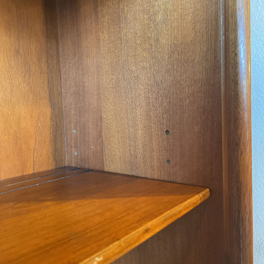 Drexel Parallel Hutch