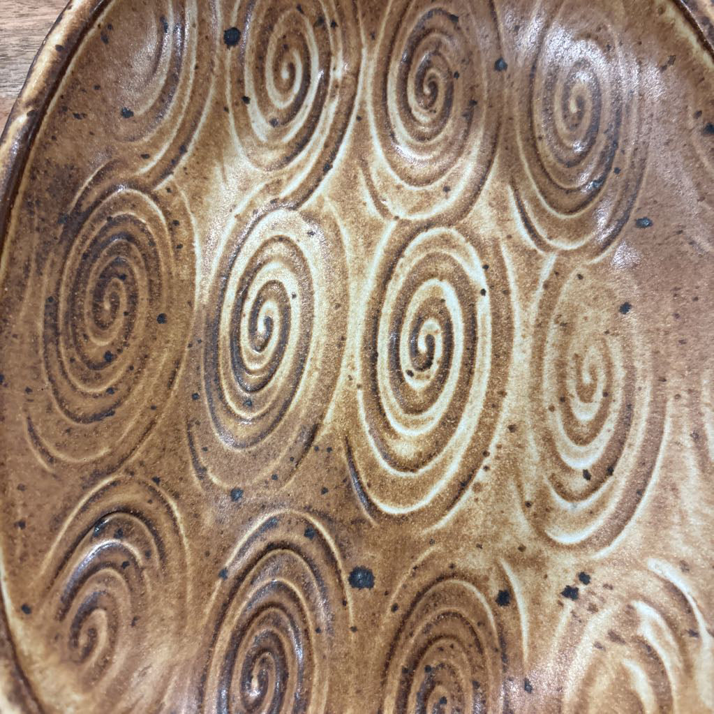 Spiral Pattern Wood Carved Catch All Tray
