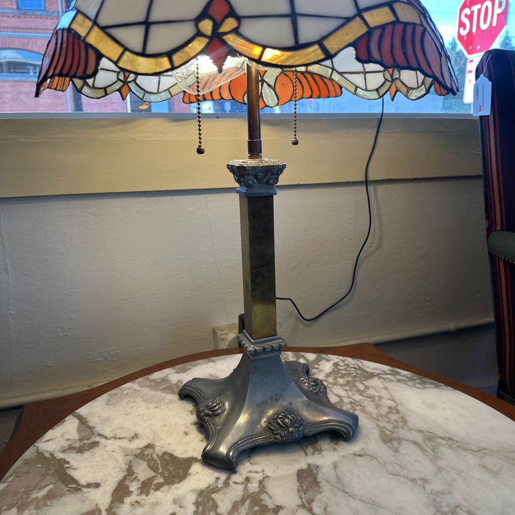 Tiffany Style Floral Stained Glass Table Lamp