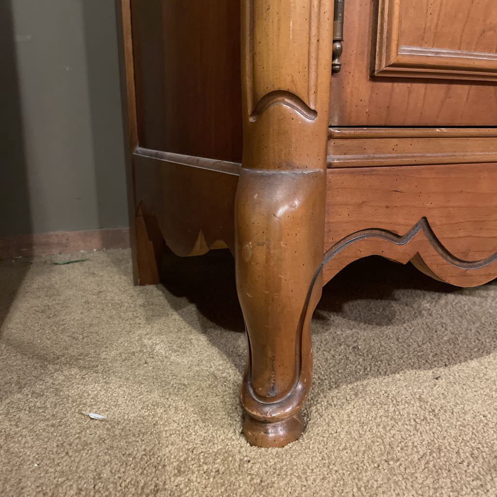 Bassett Maple Vintage China Hutch
