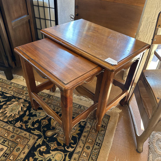 Traditional Nesting Table C SIDE TABLES