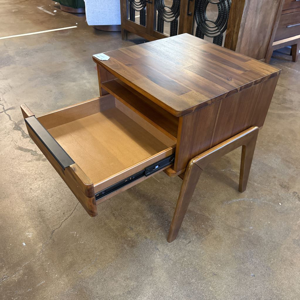 Scandi-Retro Nightstand