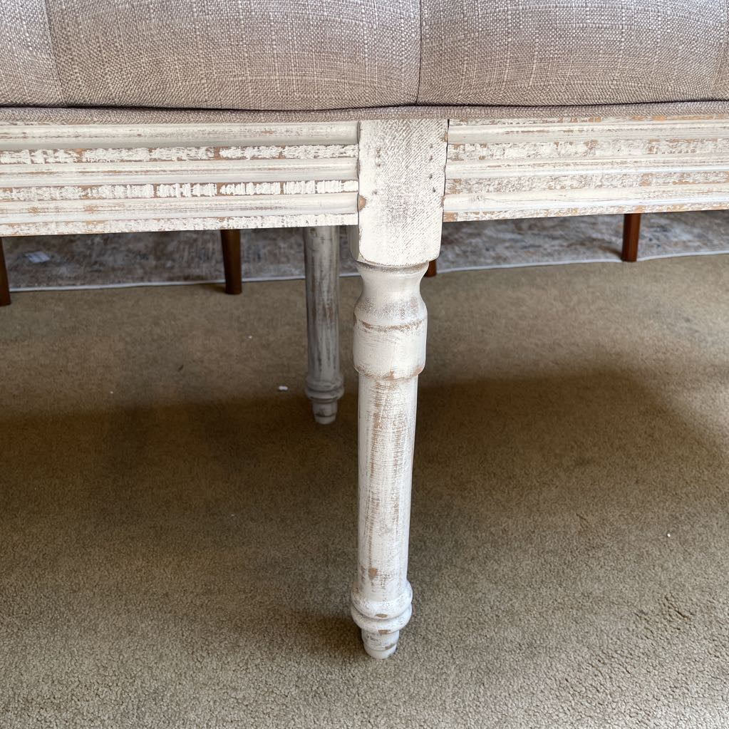 Grey Tufted Farmhouse Chic Bench
