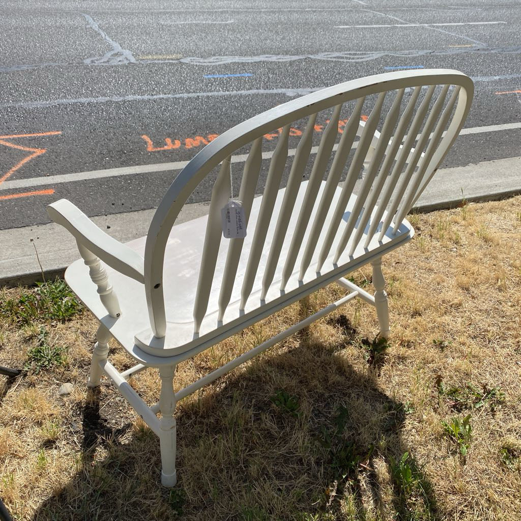 Classic White Windsor Bench