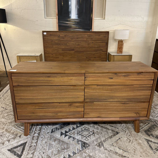 Brushed Pecan Dresser C LOWBOYS